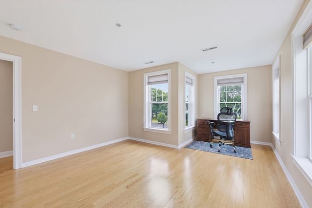 12 Honora Ln 12, Bourne, MA 02532