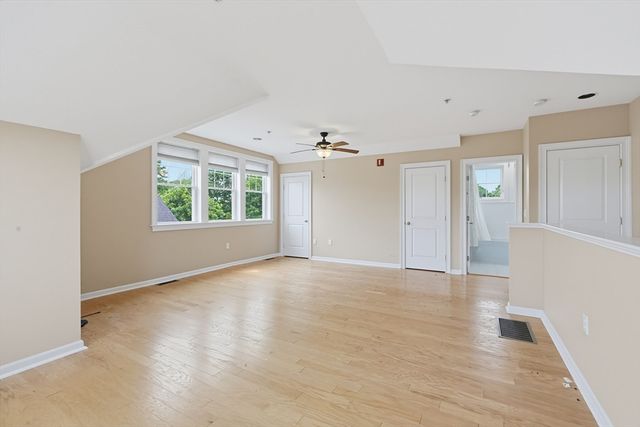 12 Honora Ln 12, Bourne, MA 02532