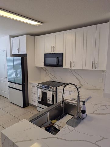 273 ARBOR LAKES DRIVE, Davenport, FL 33896