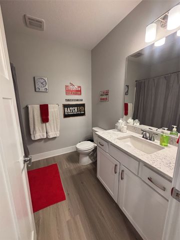 2704 Yordi Drive, Norwalk, IA 50211