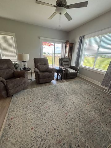 2704 Yordi Drive, Norwalk, IA 50211