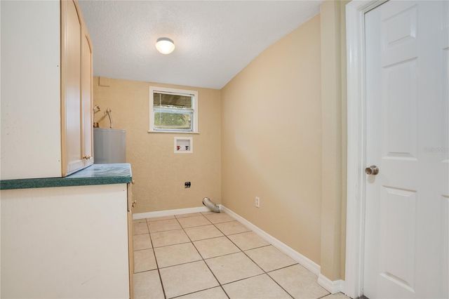 38341 PALM GROVE DRIVE, Zephyrhills, FL 33542