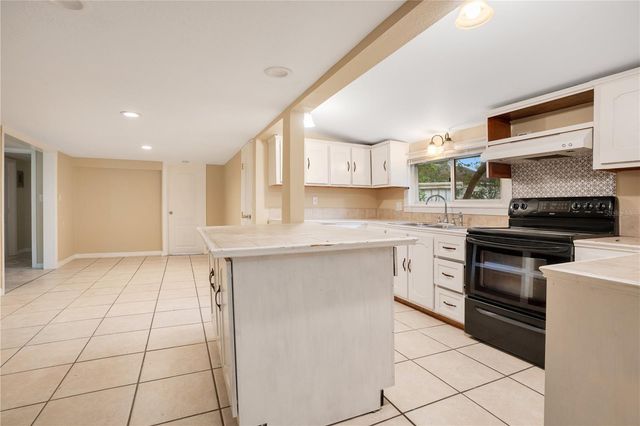 38341 PALM GROVE DRIVE, Zephyrhills, FL 33542