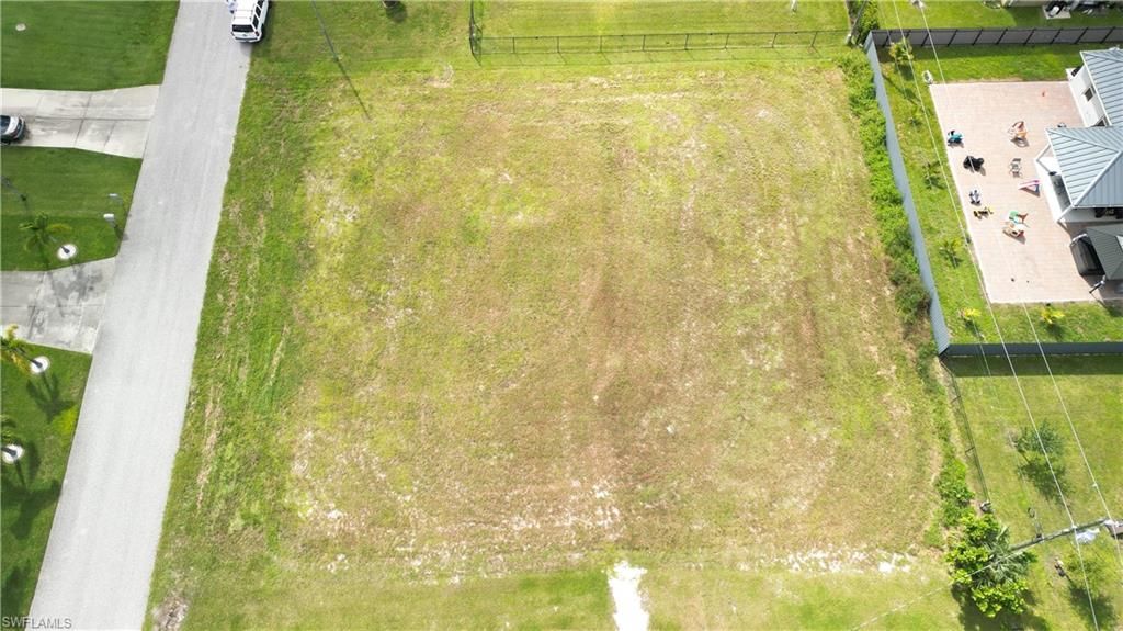 519 NW 20th TER, CAPE CORAL, FL 33993 — photo 2