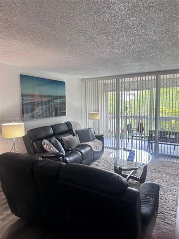 7021 Environ Boulevard 317, Lauderhill, FL 33319