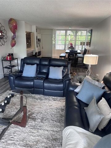 7021 Environ Boulevard 317, Lauderhill, FL 33319