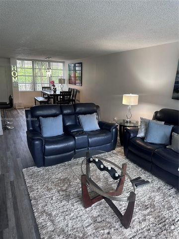 7021 Environ Boulevard 317, Lauderhill, FL 33319