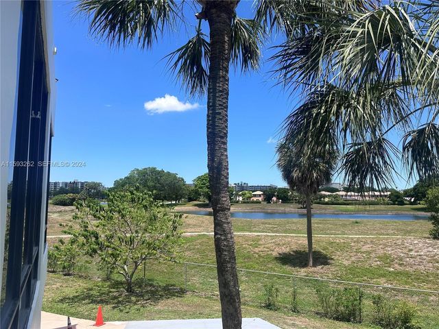 7021 Environ Boulevard 317, Lauderhill, FL 33319