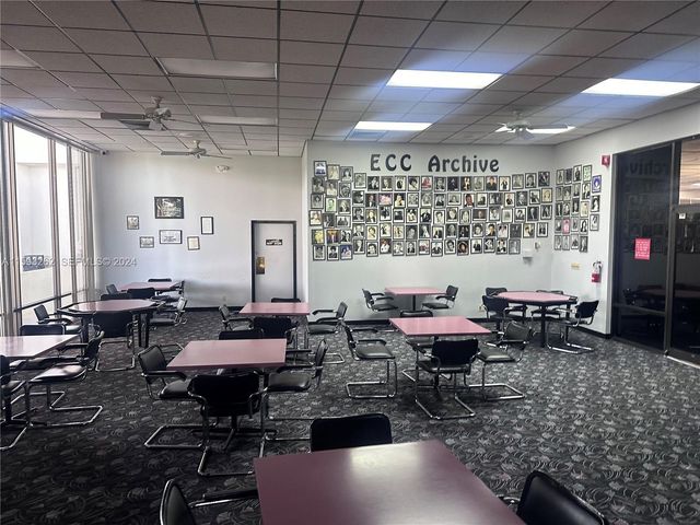 7021 Environ Boulevard 317, Lauderhill, FL 33319