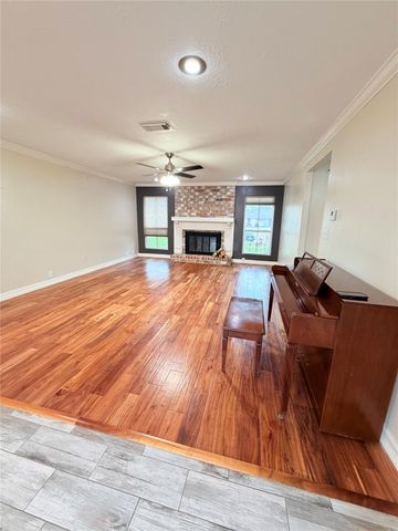 3818 Quail Meadow Drive, Missouri City, TX 77459