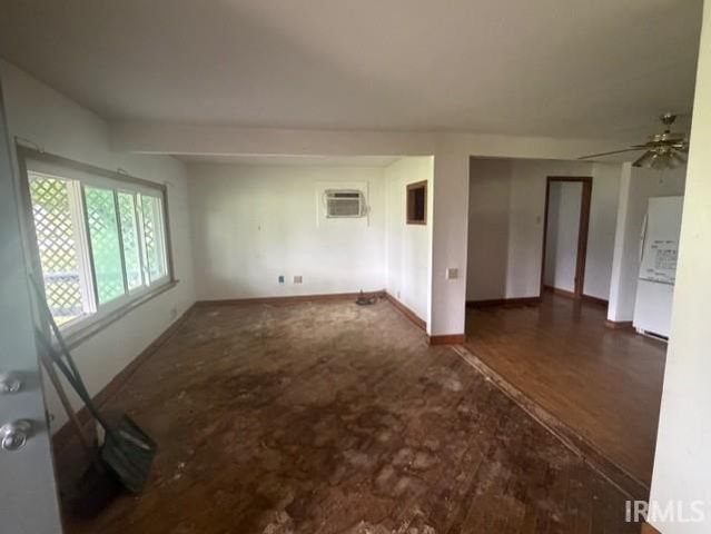 27979 North Street, North Liberty, IN 46554