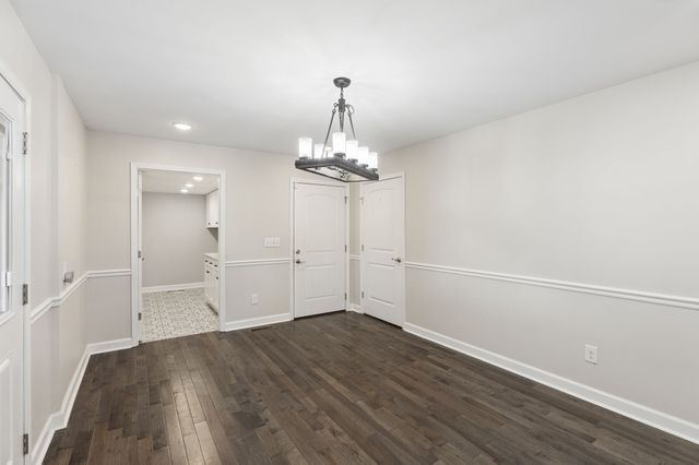 26 Bunting Ln, Summertown, TN 38483