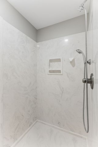 26 Bunting Ln, Summertown, TN 38483