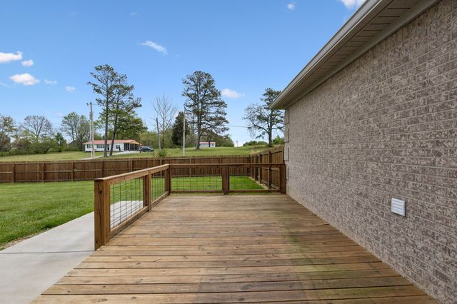 26 Bunting Ln, Summertown, TN 38483