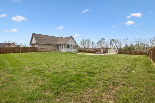 26 Bunting Ln, Summertown, TN 38483