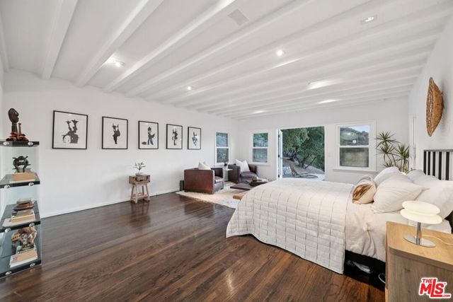 8420 La Tuna Canyon Road, Sun Valley, CA 91352