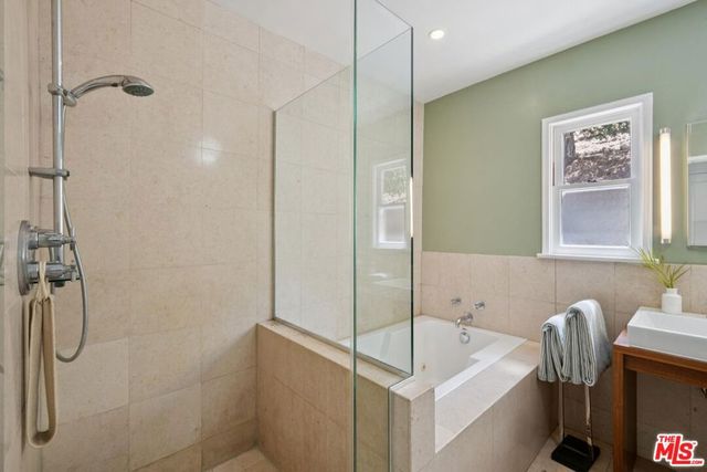 8420 La Tuna Canyon Road, Sun Valley, CA 91352