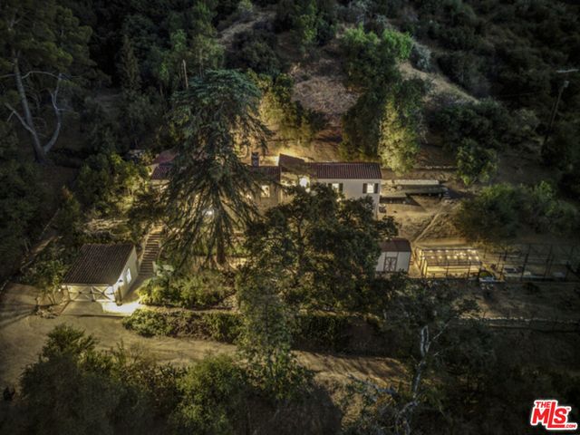 8420 La Tuna Canyon Road, Sun Valley, CA 91352