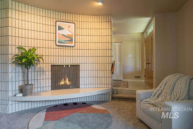 2138 Hillcrest Drive, Twin Falls, ID 83301