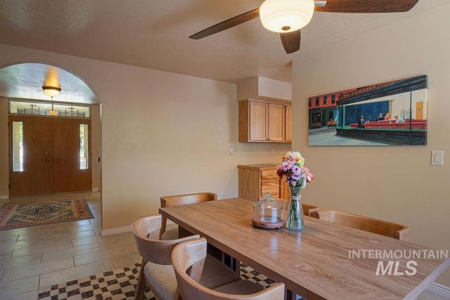 2138 Hillcrest Drive, Twin Falls, ID 83301