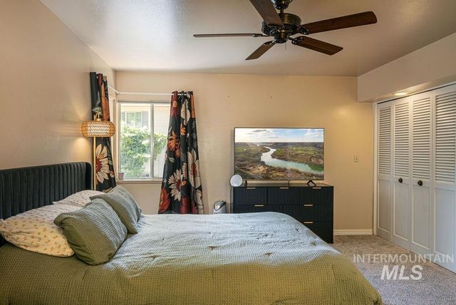 2138 Hillcrest Drive, Twin Falls, ID 83301