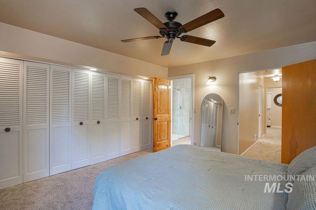 2138 Hillcrest Drive, Twin Falls, ID 83301