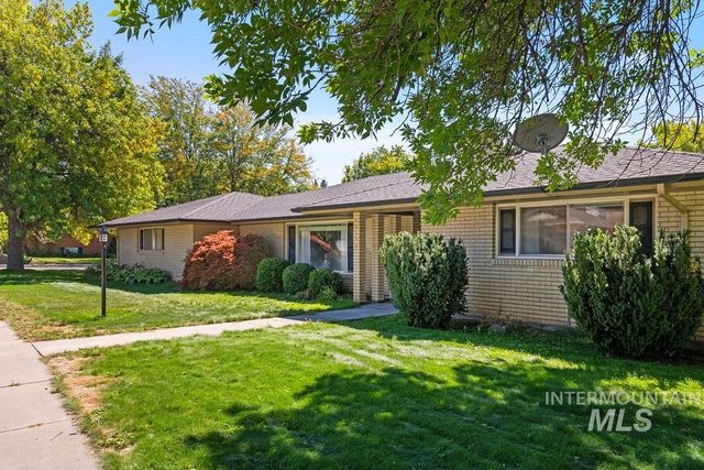 2138 Hillcrest Drive, Twin Falls, ID 83301