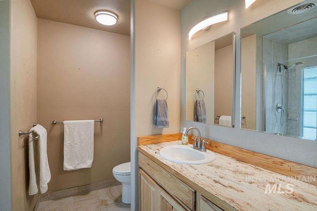 2138 Hillcrest Drive, Twin Falls, ID 83301