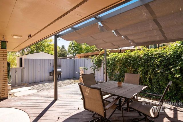 2138 Hillcrest Drive, Twin Falls, ID 83301