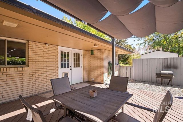 2138 Hillcrest Drive, Twin Falls, ID 83301