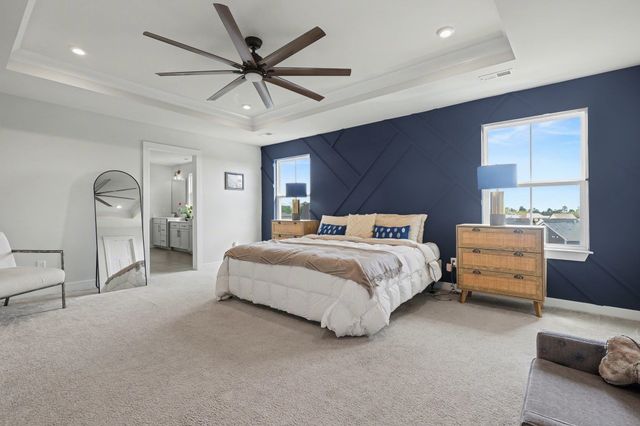 913 St Elmo's Court, Duncan, SC 29334