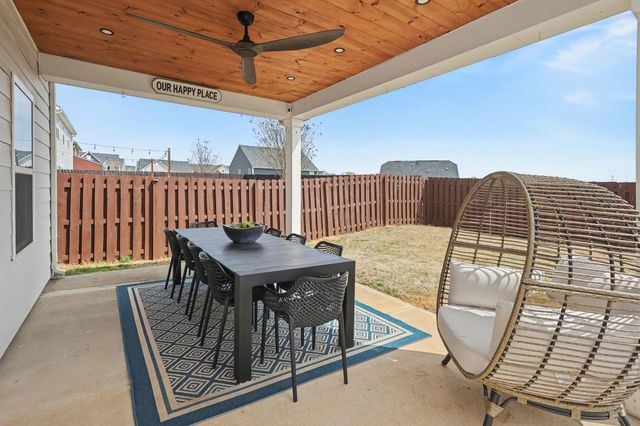 913 St Elmo's Court, Duncan, SC 29334