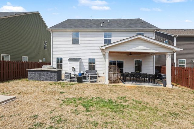 913 St Elmo's Court, Duncan, SC 29334