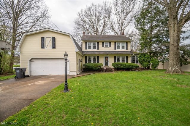 4454 Canfield Road, Canfield, OH 44406