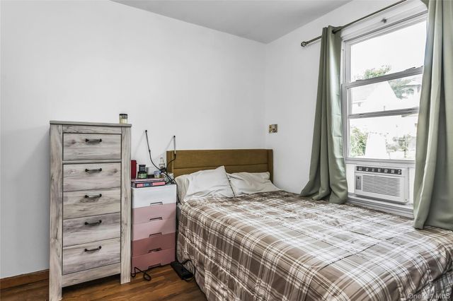 150-35 11th Avenue, Whitestone, NY 11357