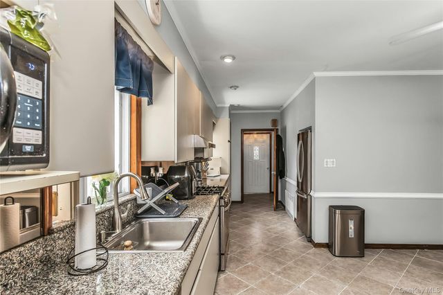 150-35 11th Avenue, Whitestone, NY 11357