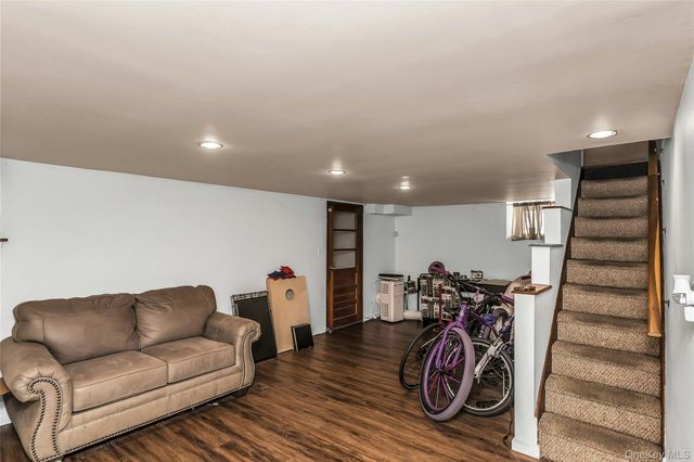 150-35 11th Avenue, Whitestone, NY 11357