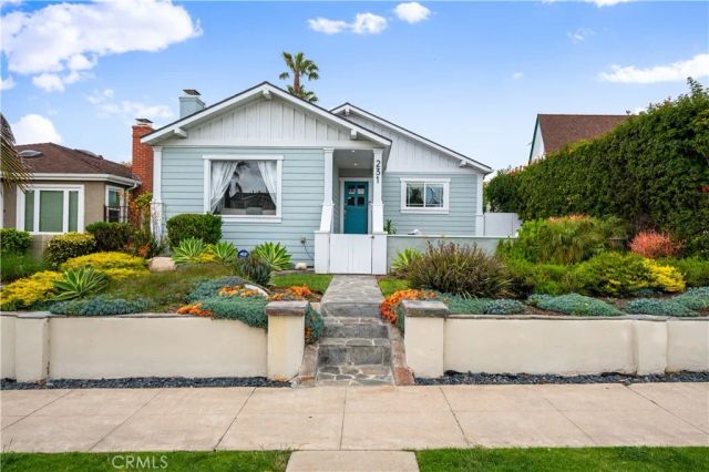 231 Avenue D, Redondo Beach, CA 90277