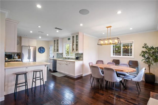 231 Avenue D, Redondo Beach, CA 90277