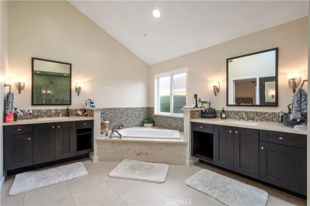231 Avenue D, Redondo Beach, CA 90277
