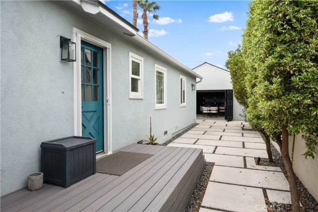 231 Avenue D, Redondo Beach, CA 90277