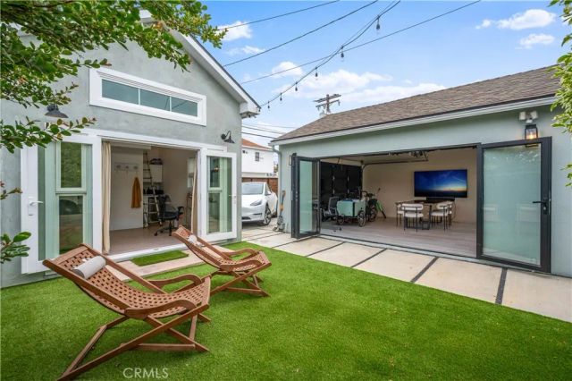 231 Avenue D, Redondo Beach, CA 90277