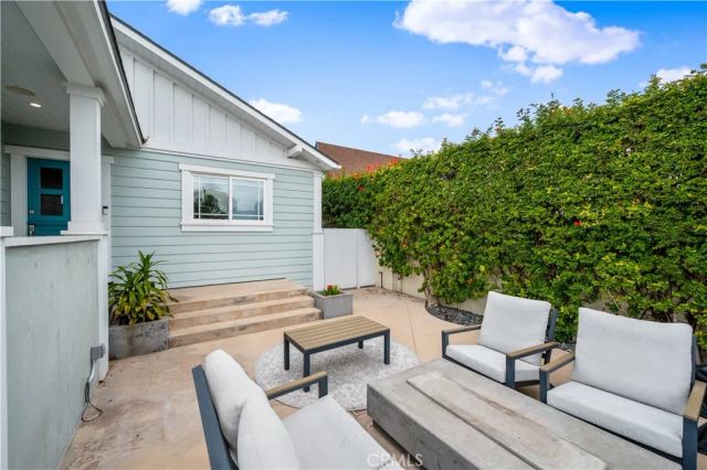 231 Avenue D, Redondo Beach, CA 90277