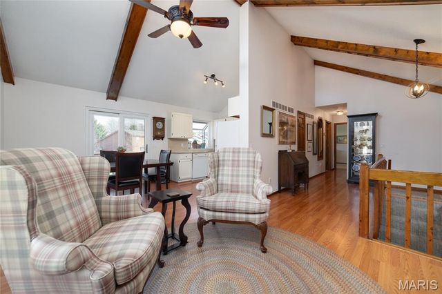 2095 Avignon Drive A, St Charles, MO 63303