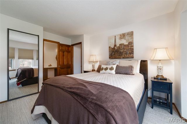 2095 Avignon Drive A, St Charles, MO 63303