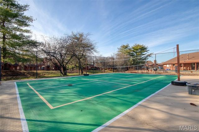 2095 Avignon Drive A, St Charles, MO 63303