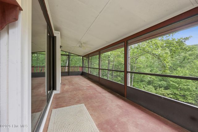 158 Mountain Stream Road, Murphy, NC 28906
