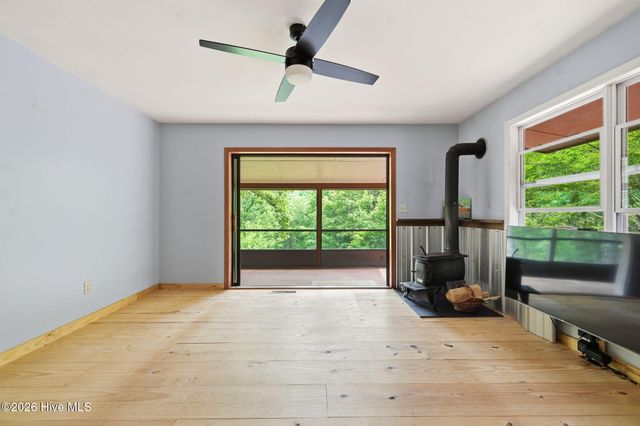 158 Mountain Stream Road, Murphy, NC 28906