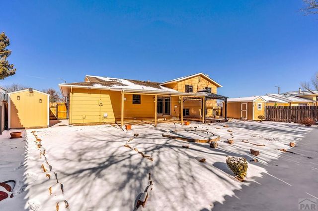 6 Archway Lane, Pueblo, CO 81005