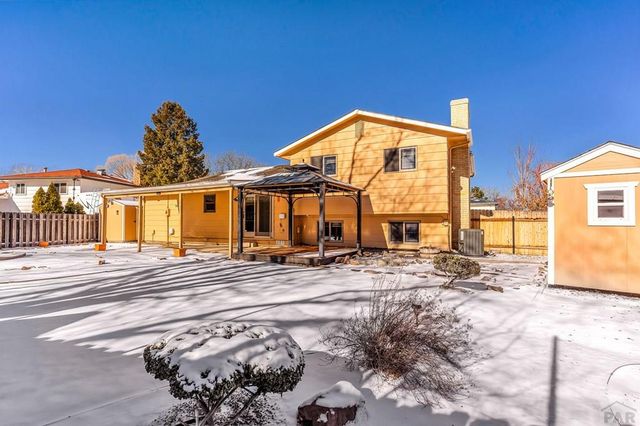 6 Archway Lane, Pueblo, CO 81005